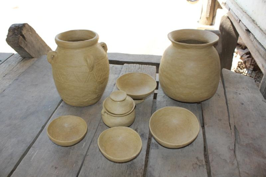 Nặng lòng với nghề gốm