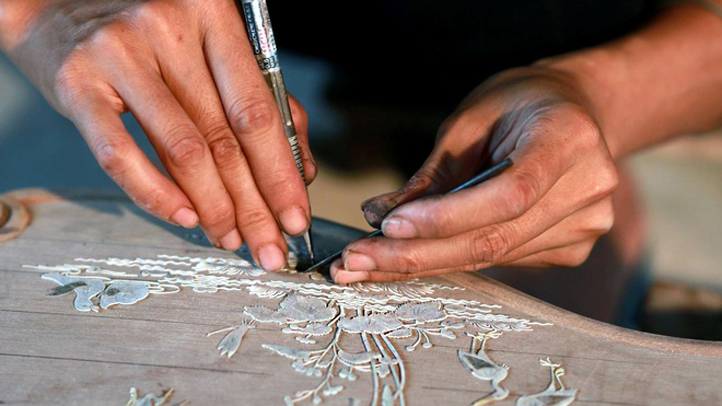 Khảm trai Chuôn Ngọ